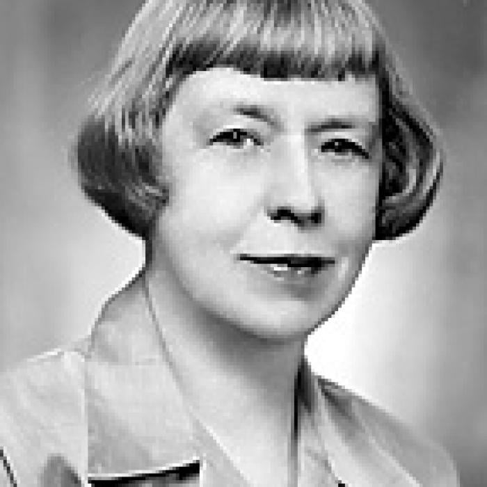 Photo credit: Pach Bros., New York Léonie Adams